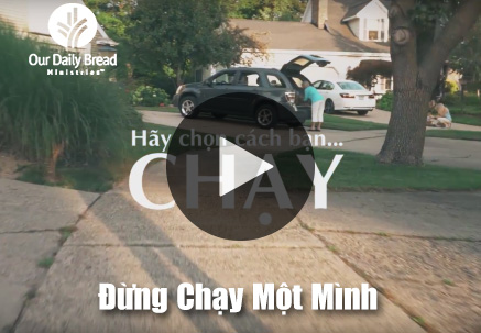Đừng Chạy Một Mình